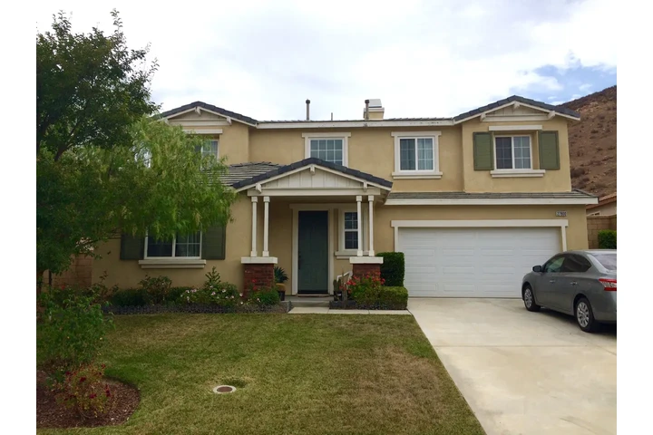 $800 : Se renta cuarto amueblado image 3