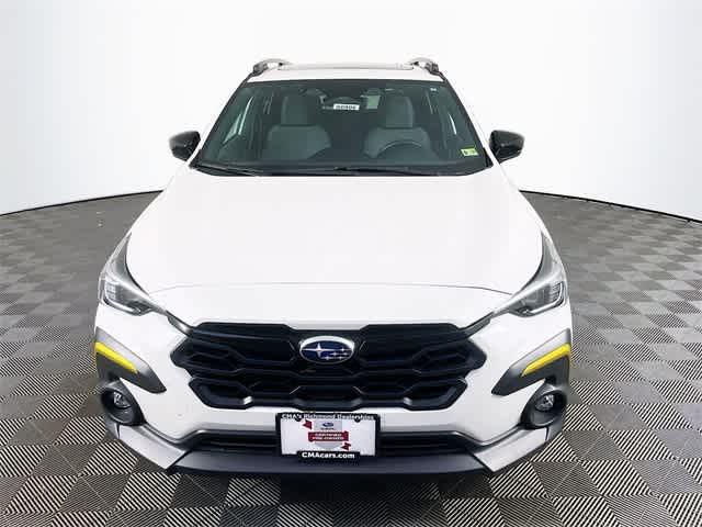 $28980 : PRE-OWNED 2024 SUBARU CROSSTR image 4