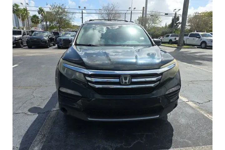 $7997 : Honda Pilot 2016 Touring 4dr image 2