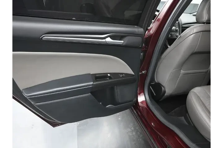 $18900 : Ford Fusion 2017 AWD V6 Spor image 10