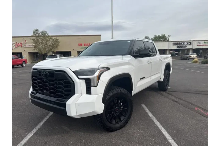 2024 Tundra Limited image 8