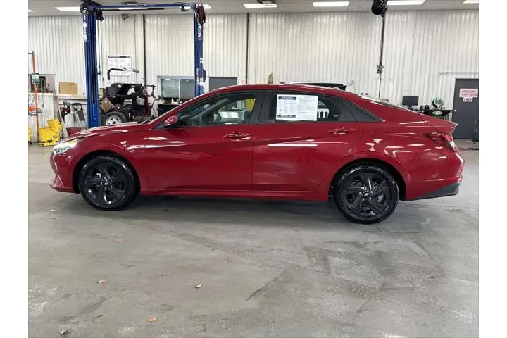 $18175 : Hyundai ELANTRA 2022 SEL 4dr image 8