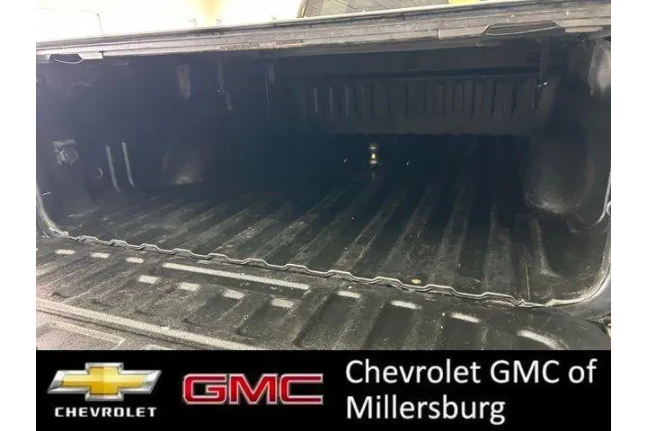 $31999 : GMC Sierra 2500HD 2018 4x4 S image 8