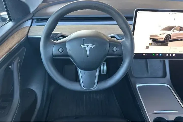 $37997 : Tesla Model Y 2023 AWD Perfo image 10
