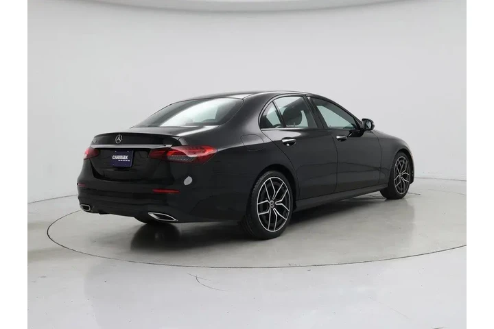 $38998 : Mercedes-Benz E-Class 2022 E image 8