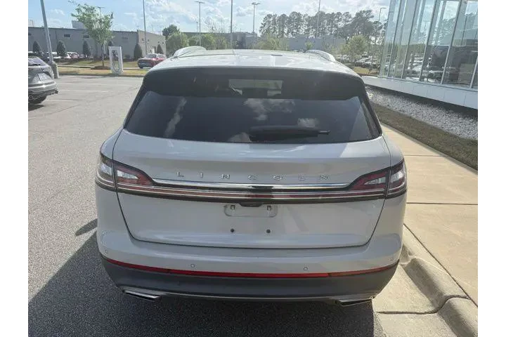 $33898 : Lincoln Nautilus 2022 Reserv image 7