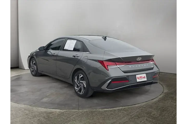 $26216 : Hyundai ELANTRA Hybrid 2024 image 3