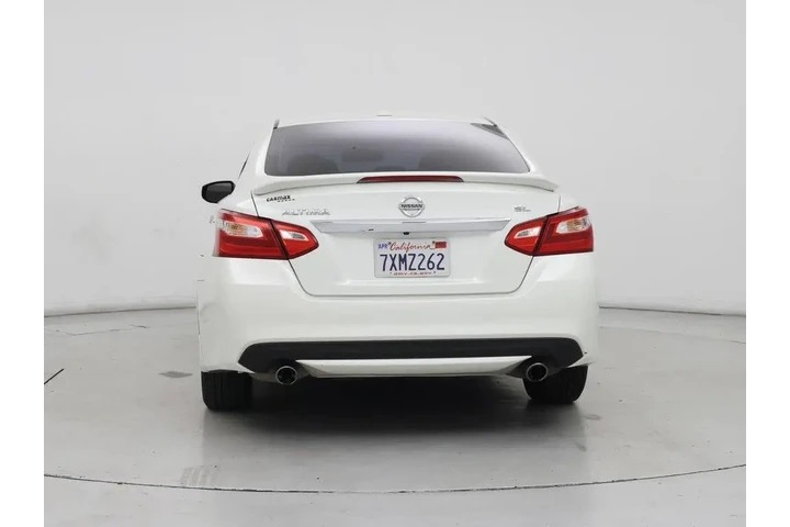 $13998 : Nissan Altima 2017 2.5 SL 4d image 6