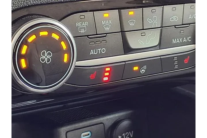 $20162 : Ford Escape 2022 AWD SE 4dr image 4