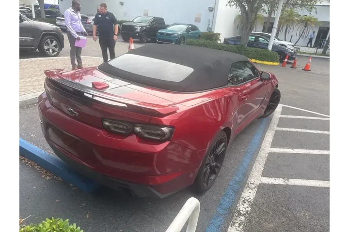 $35225 : Chevrolet Camaro 2022 SS 2dr image 5