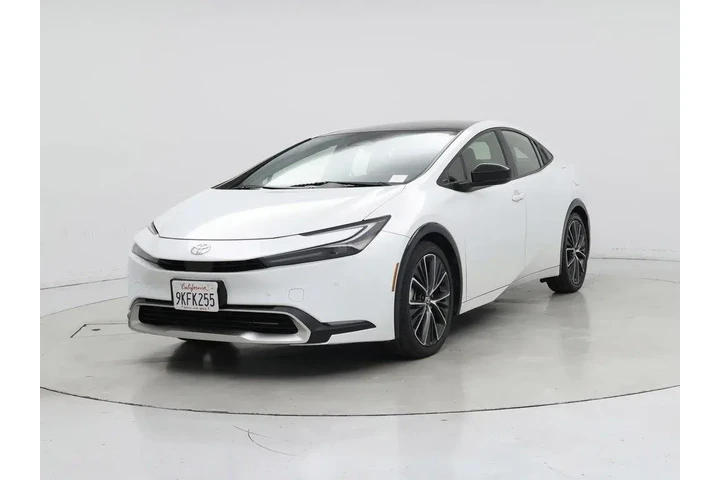 $30998 : Toyota Prius 2024 XLE 4dr Ha image 4