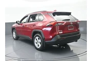 $21991 : Toyota RAV4 2020 AWD XLE 4dr thumbnail