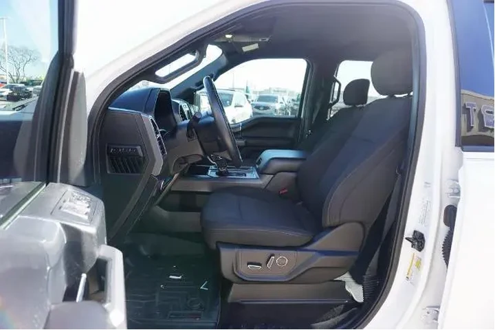 $23688 : Ford F-150 2018 4x2 XLT 4dr image 7