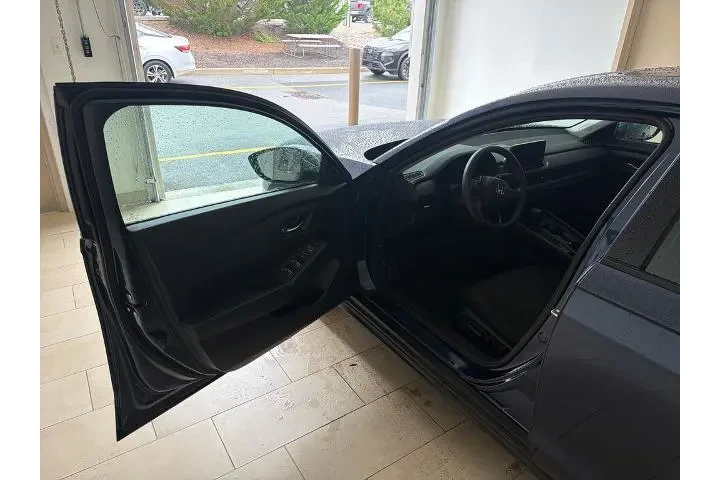 $24908 : Honda Accord 2024 EX 4dr Sed image 6