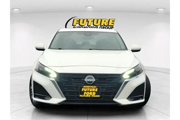 $21997 : Nissan Altima 2023 2.5 SV 4d image 2