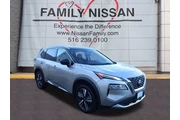 Nissan Rogue 2023 AWD Platin en Long Island