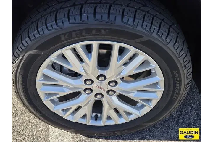 $35900 : GMC Acadia 2024 Elevation 4d image 10