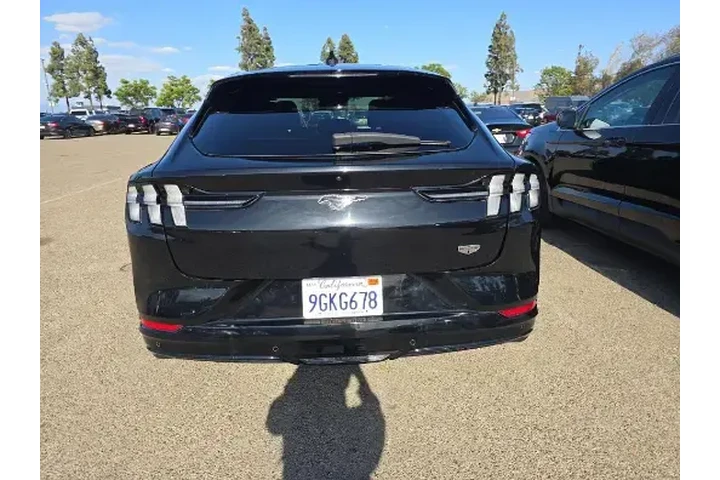 $32950 : Ford Mustang Mach-E 2023 AWD image 5