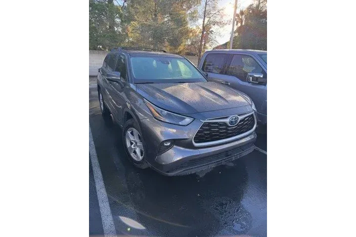$37008 : Toyota Highlander Hybrid 202 image 1