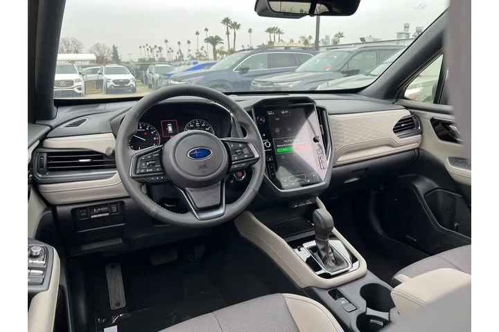 $35994 : Subaru Forester 2025 AWD Lim image 5