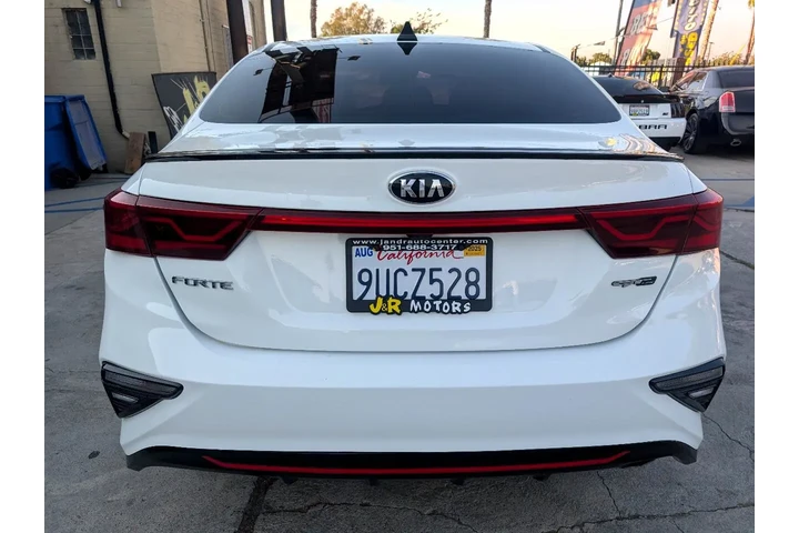 $18995 : 2021 Forte GT-Line image 5