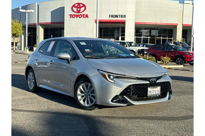 $24250 : Toyota Corolla Hatchback 202 image 1