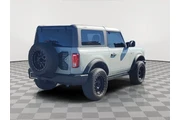 $28898 : Ford Bronco 2021 4x4 Base 2d thumbnail