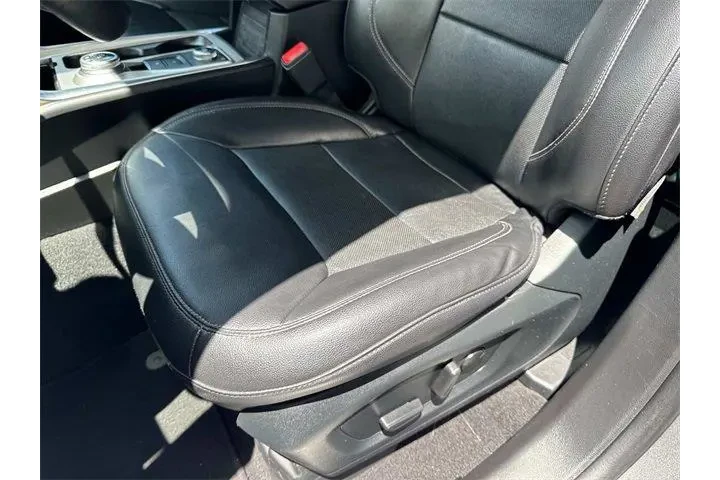 $35888 : Ford Explorer 2023 AWD Limit image 10