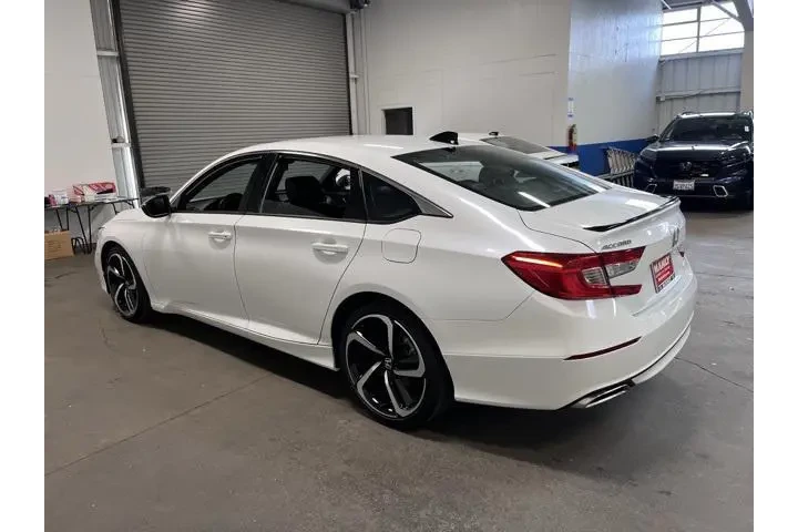 $25430 : Honda Accord 2022 Sport 4dr image 5