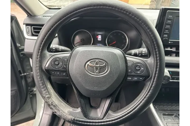 $24000 : Toyota RAV4 2021 XLE 4dr SUV image 6
