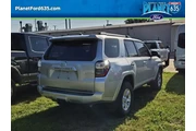 $35064 : Toyota 4Runner 2022 4x2 SR5 thumbnail