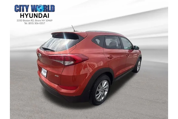 $11792 : Hyundai TUCSON 2016 AWD SE 4 image 5