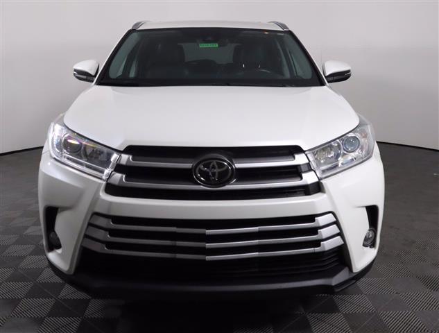 $261000 : toyota HIGHLANDER 2017 image 1