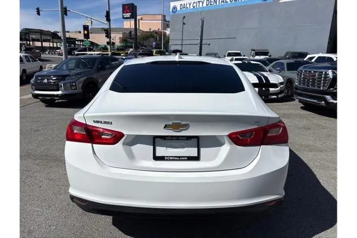 $16788 : Chevrolet Malibu 2023 LT 4dr image 5