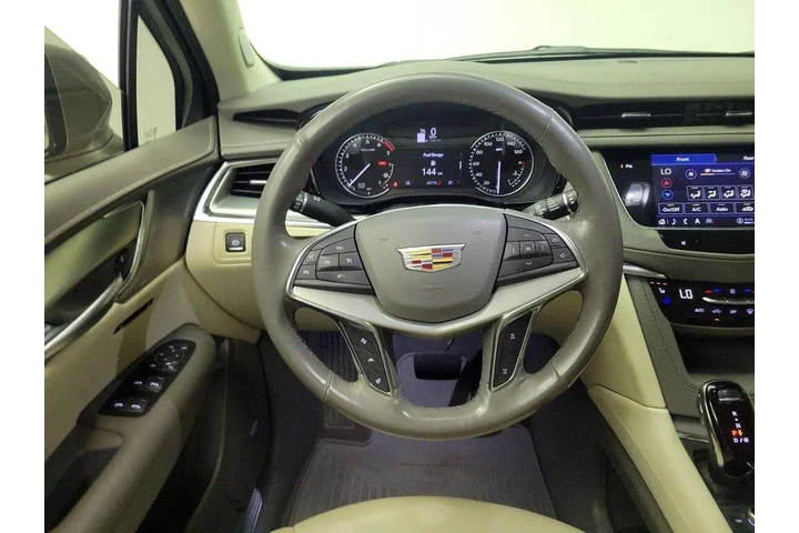 $29998 : Cadillac XT5 2023 Premium Lu image 10