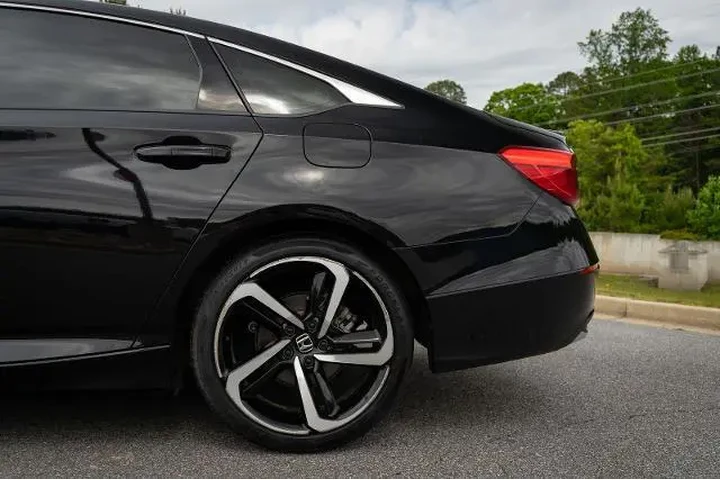 $26987 : Honda Accord Hybrid 2022 Spo image 6