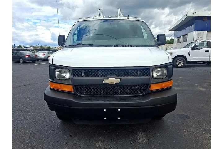 $12900 : 2015 Express 2500 Cargo FFV image 2