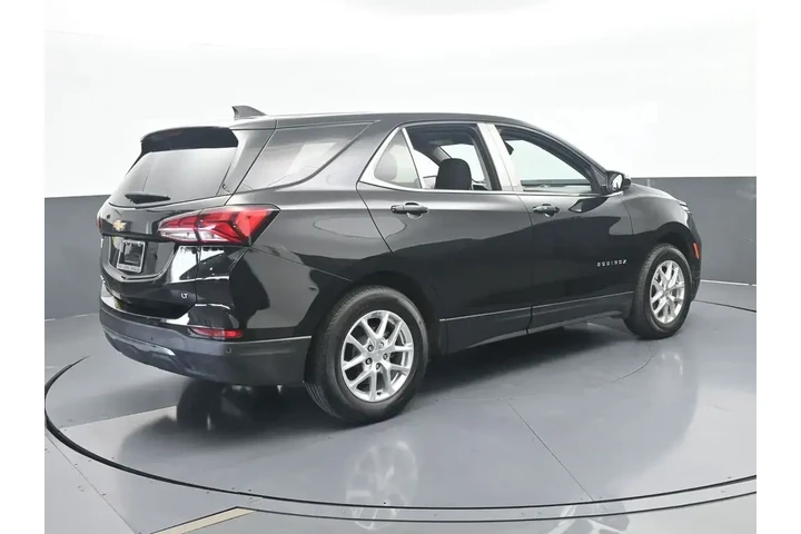 $19991 : Chevrolet Equinox 2023 LT 4d image 6