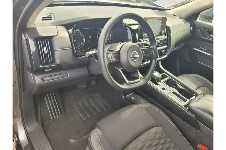 $19906 : Nissan Pathfinder 2022 S 4dr image 9