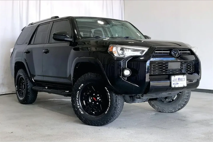 $32492 : Toyota 4Runner 2021 4x4 SR5 image 1