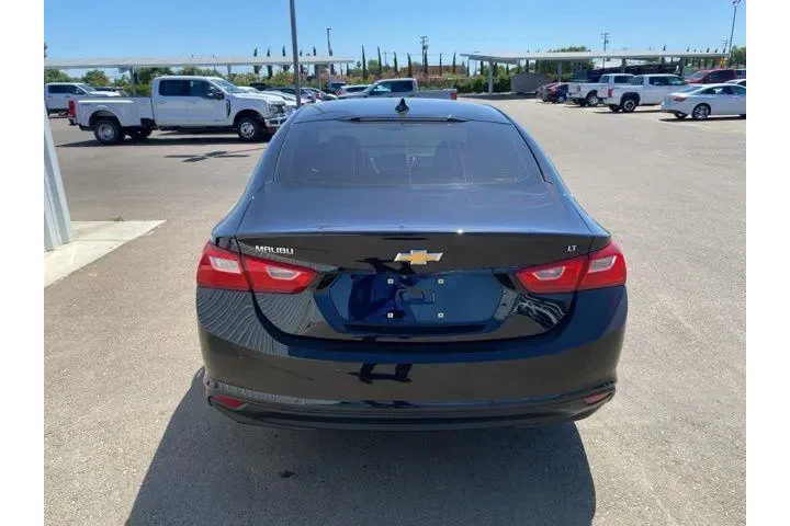 $14900 : Chevrolet Malibu 2023 LT 4dr image 5