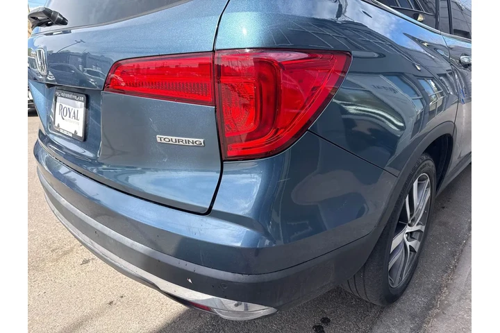 $37995 : 2016 Pilot Touring image 8