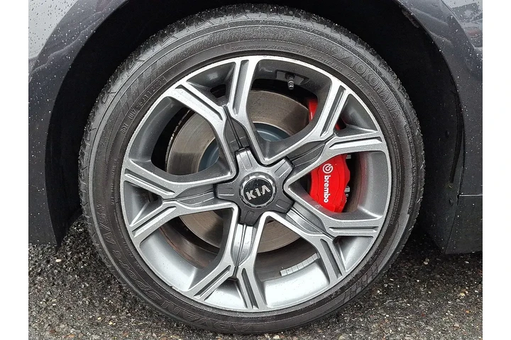 $19970 : Kia Stinger 2019 GT 4dr Seda image 9