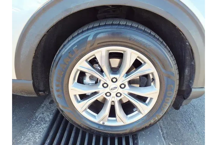 $25842 : Ford Explorer 2022 XLT 4dr S image 9