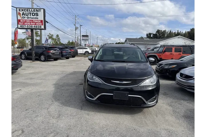 $10997 : 2019 Pacifica Limited image 3