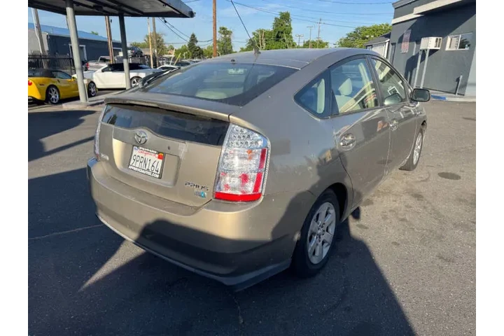 $2998 : 2006 Prius image 8