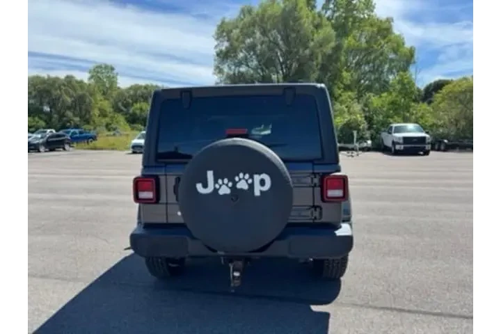 $19990 : Jeep Wrangler 2018 4x4 Sport image 6