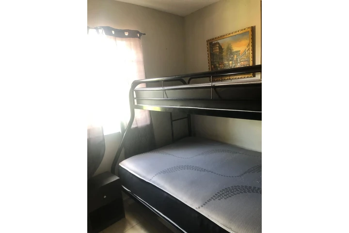 $900 : Rento Habitacion image 3
