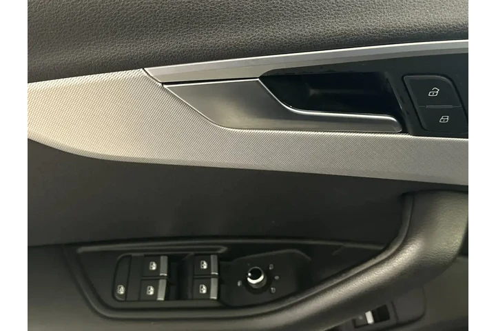 $12999 : Audi A4 2017 2.0T ultra Prem image 8