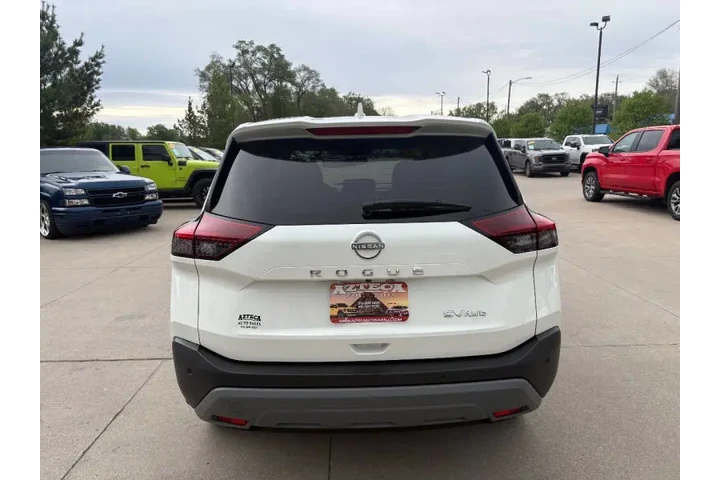 $14950 : 2023 Rogue SV image 7